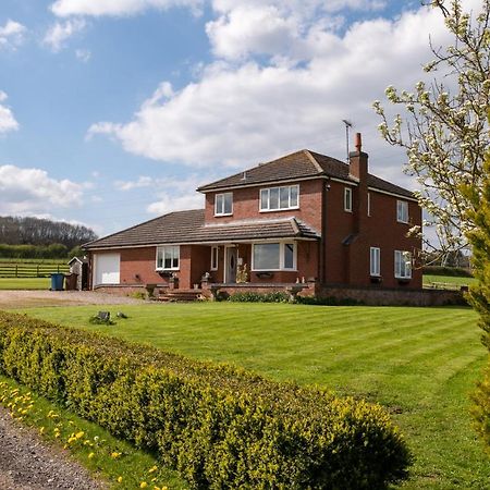 Tixall Manor Farm ستافورد المظهر الخارجي الصورة