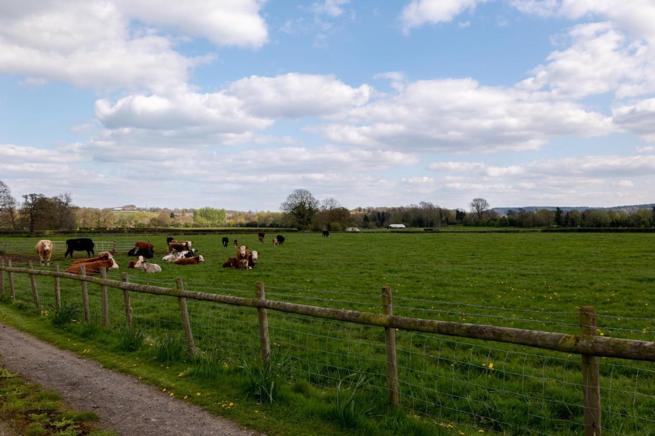 Tixall Manor Farm ستافورد المظهر الخارجي الصورة